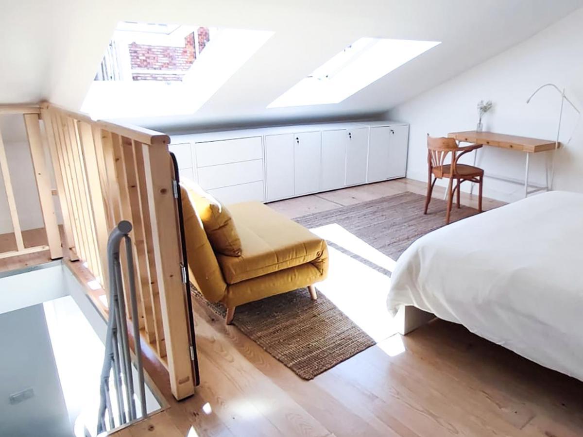 & - Holiday home *